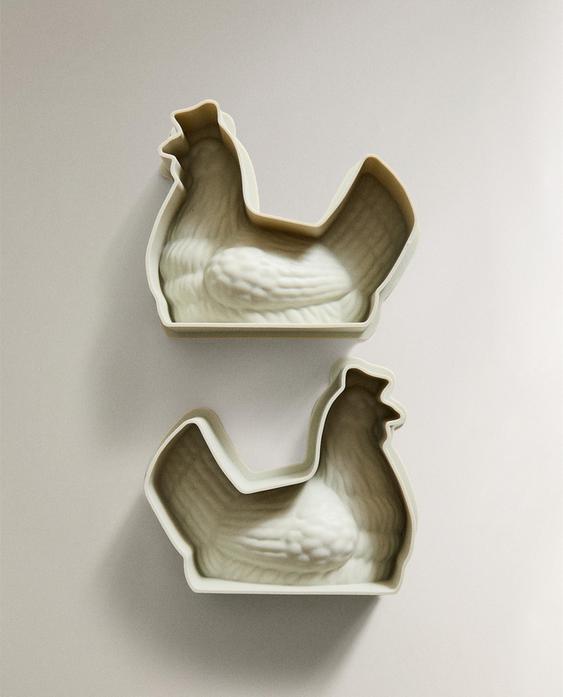 ENSEMBLE MOULE PÂTISSERIE POULE (LOT DE 2) ENSEMBLE MOULE PÂTISSERIE POULE (LOT DE 2)