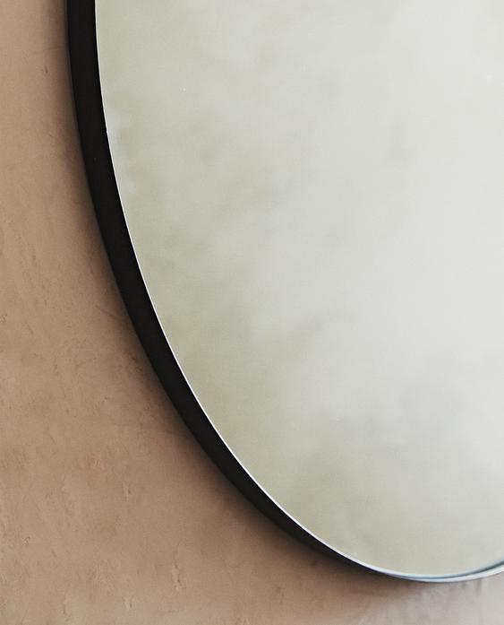 ROUND MIRROR