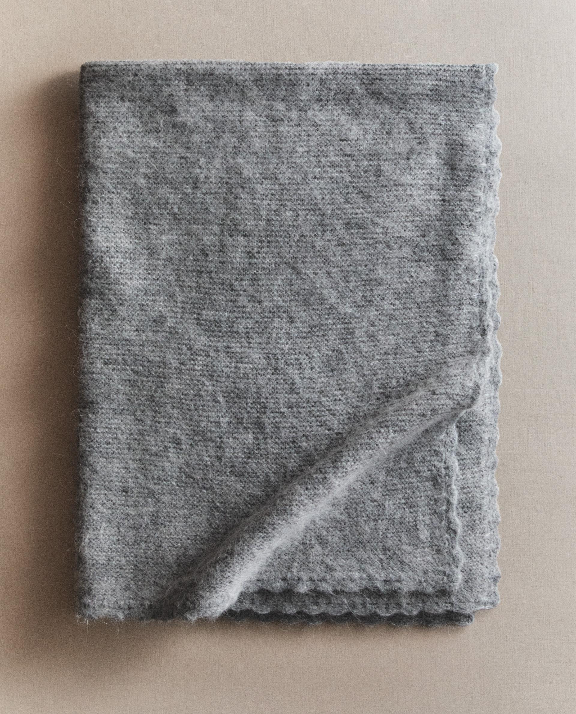 zara  ブランケット プレーン マルチパーパス ブランケット | Zara Home 日本/Japan