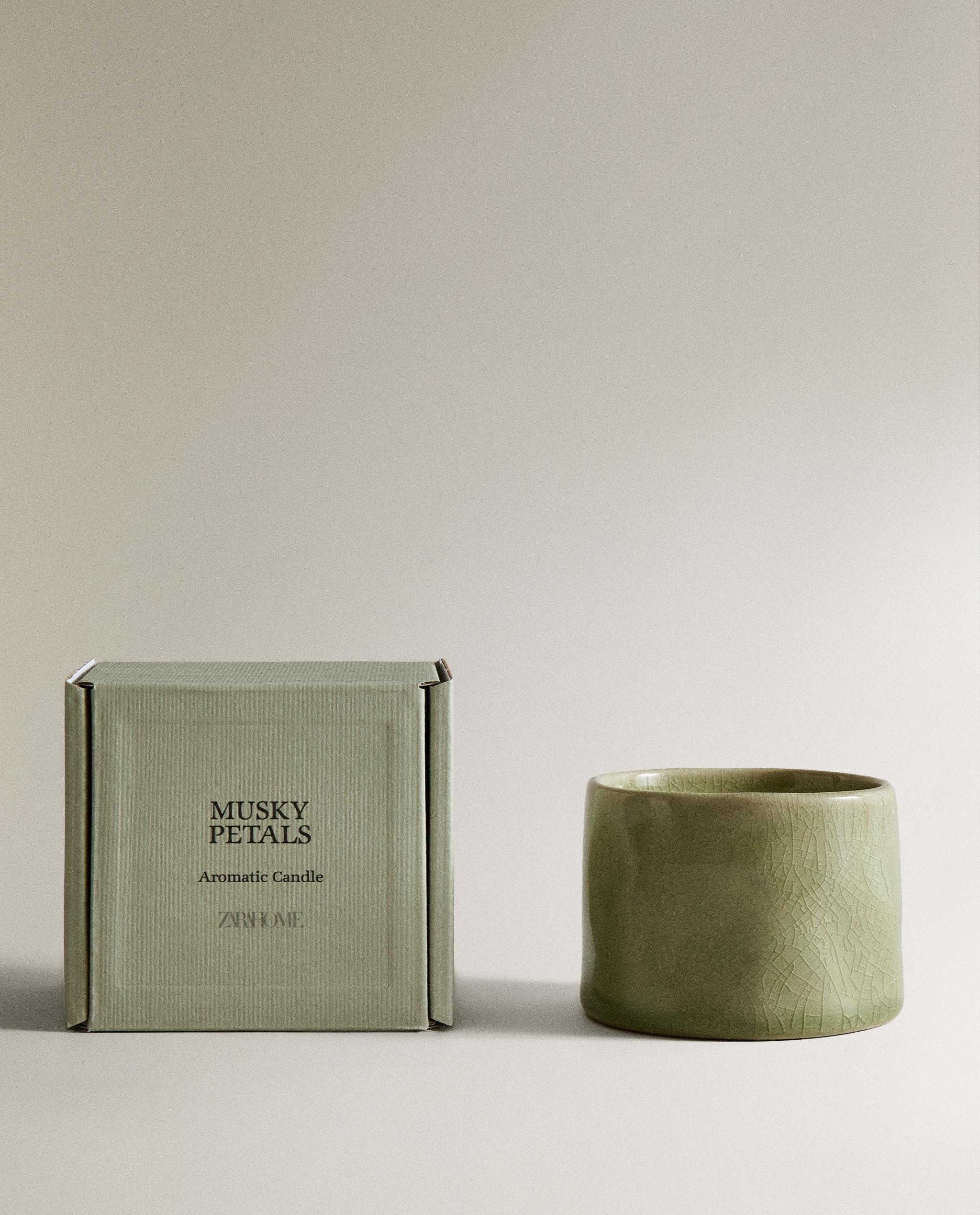 FLORAL SCENTED CANDLES product thumbnail 8