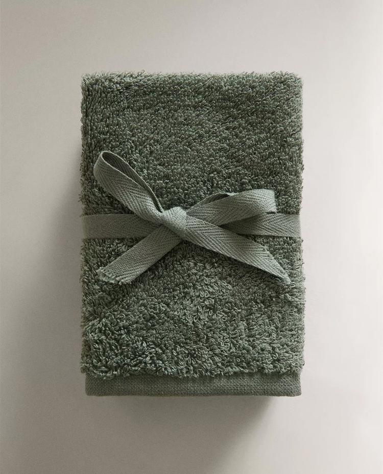 طقم مناشف يد قطن (طقم من 3 قطعة) طقم مناشف يد قطن (طقم من 3 قطعة)