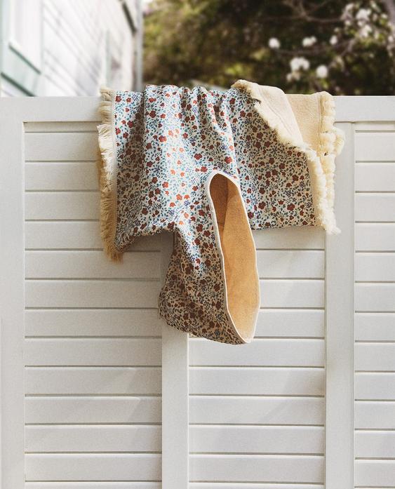 PONCHO PLAYA INFANTIL FLOR PONCHO PLAYA INFANTIL FLOR