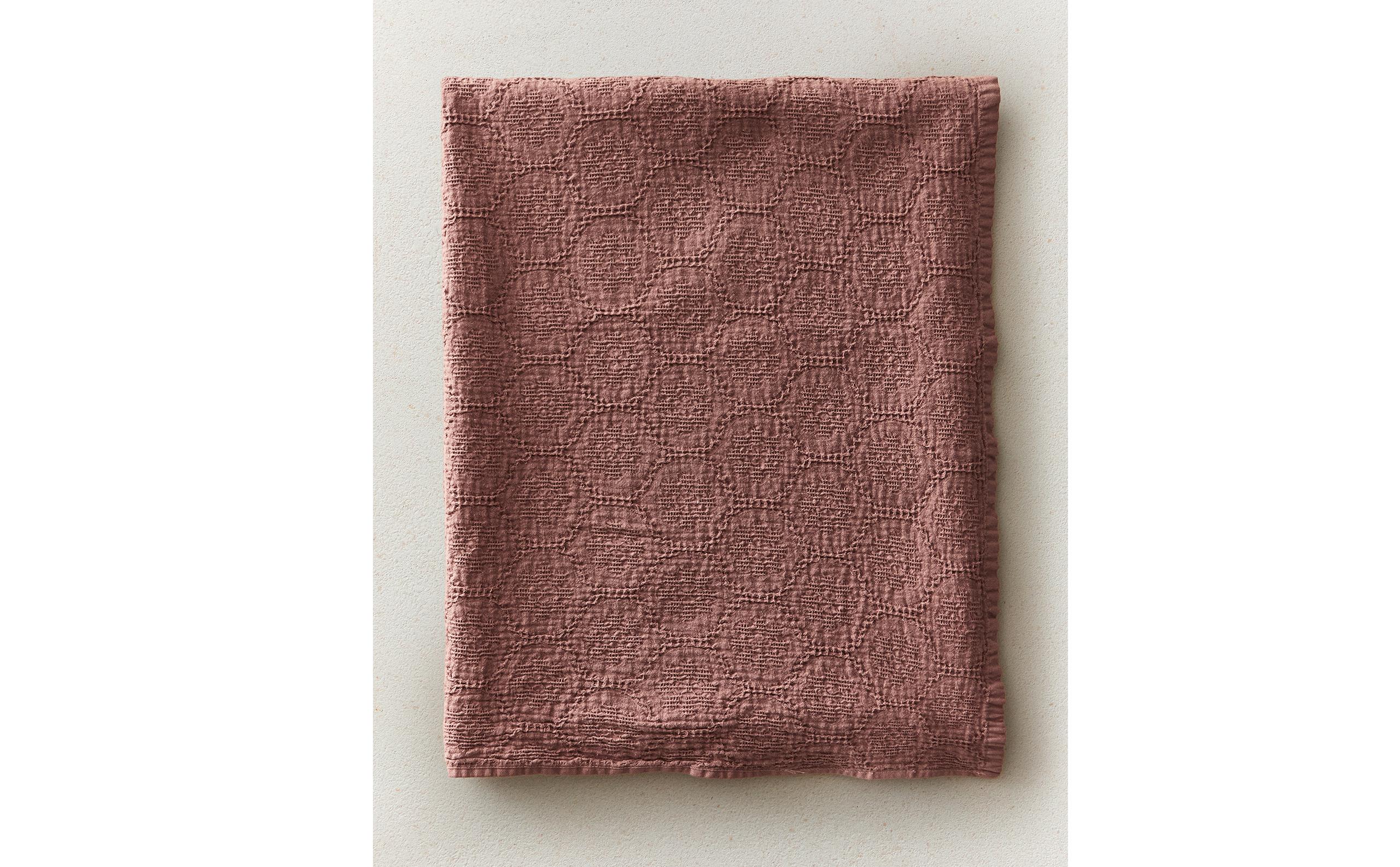 GEOMETRIC WAFFLE-KNIT BATH TOWEL product thumbnail 9