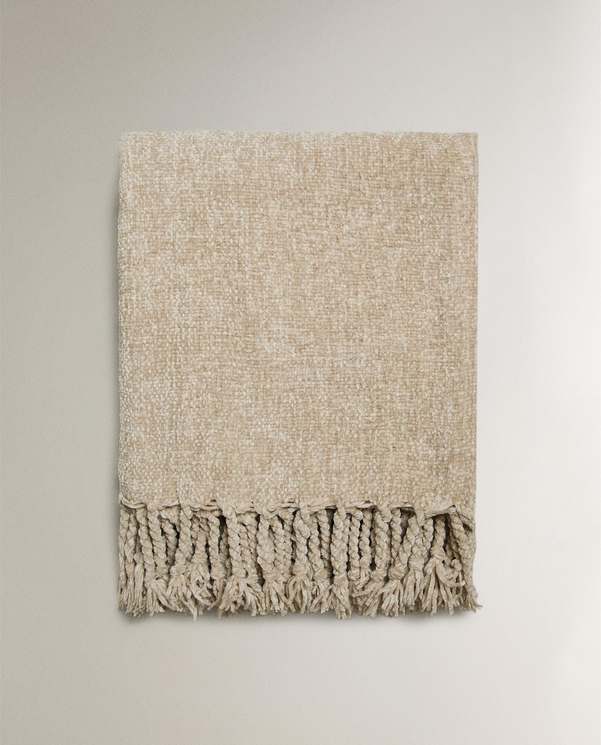 CHUNKY CHENILLE THROW product thumbnail 9