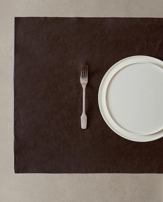 PLACEMAT 01 PLACEMAT 01