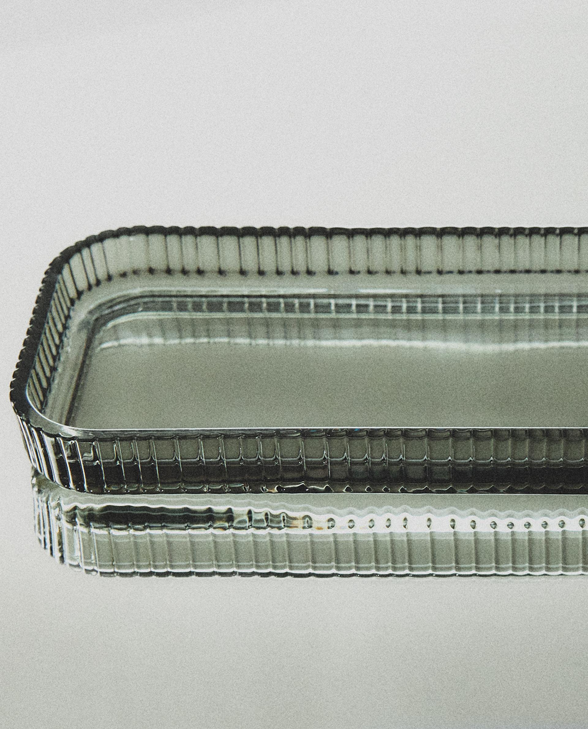 BOROSILICATE GLASS TRAY