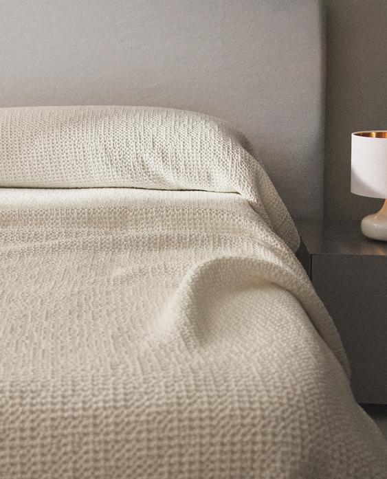 شرشف بحبكة وافل صغيرة