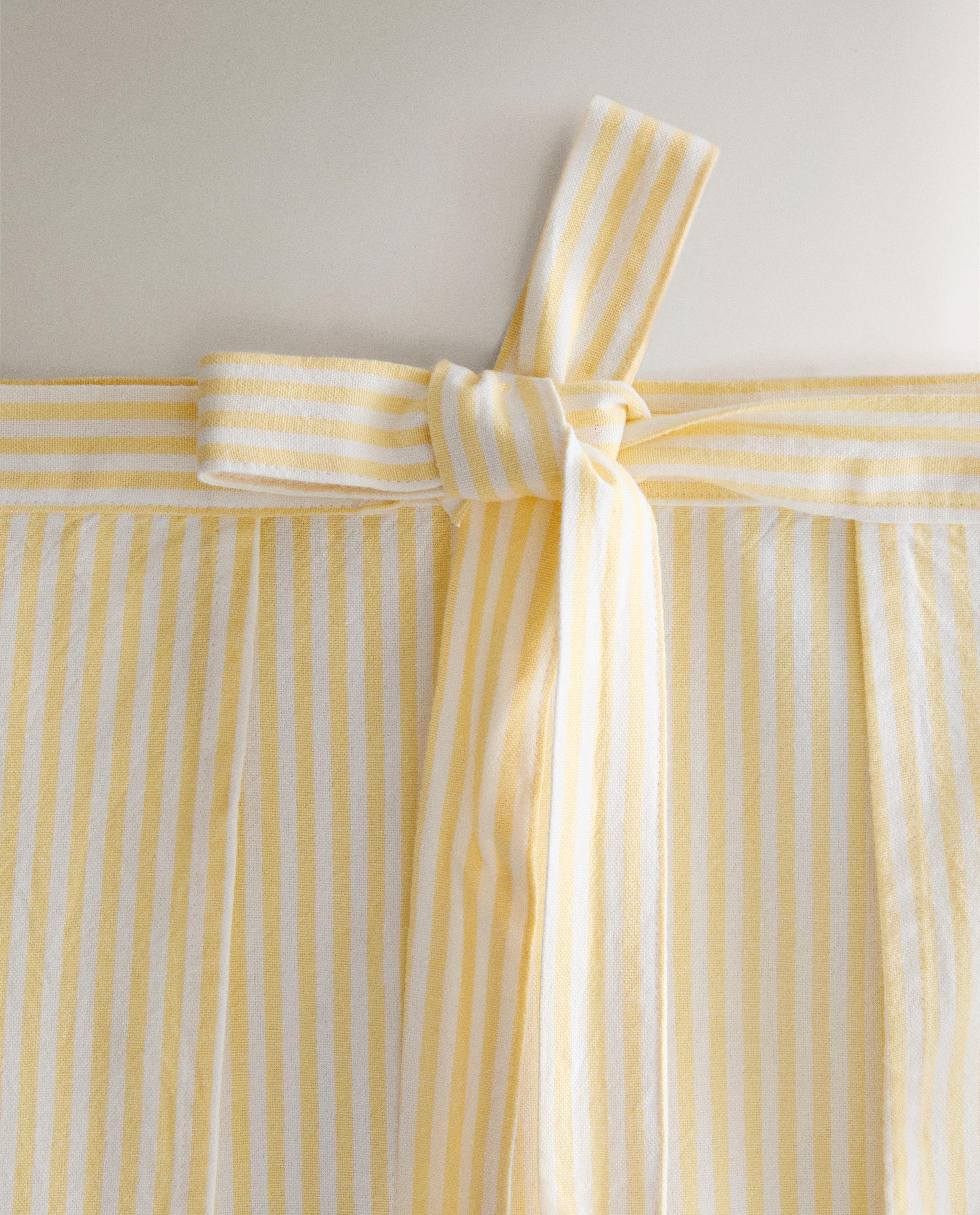 STRIPED APRON WITH RUFFLE TRIM product thumbnail 5