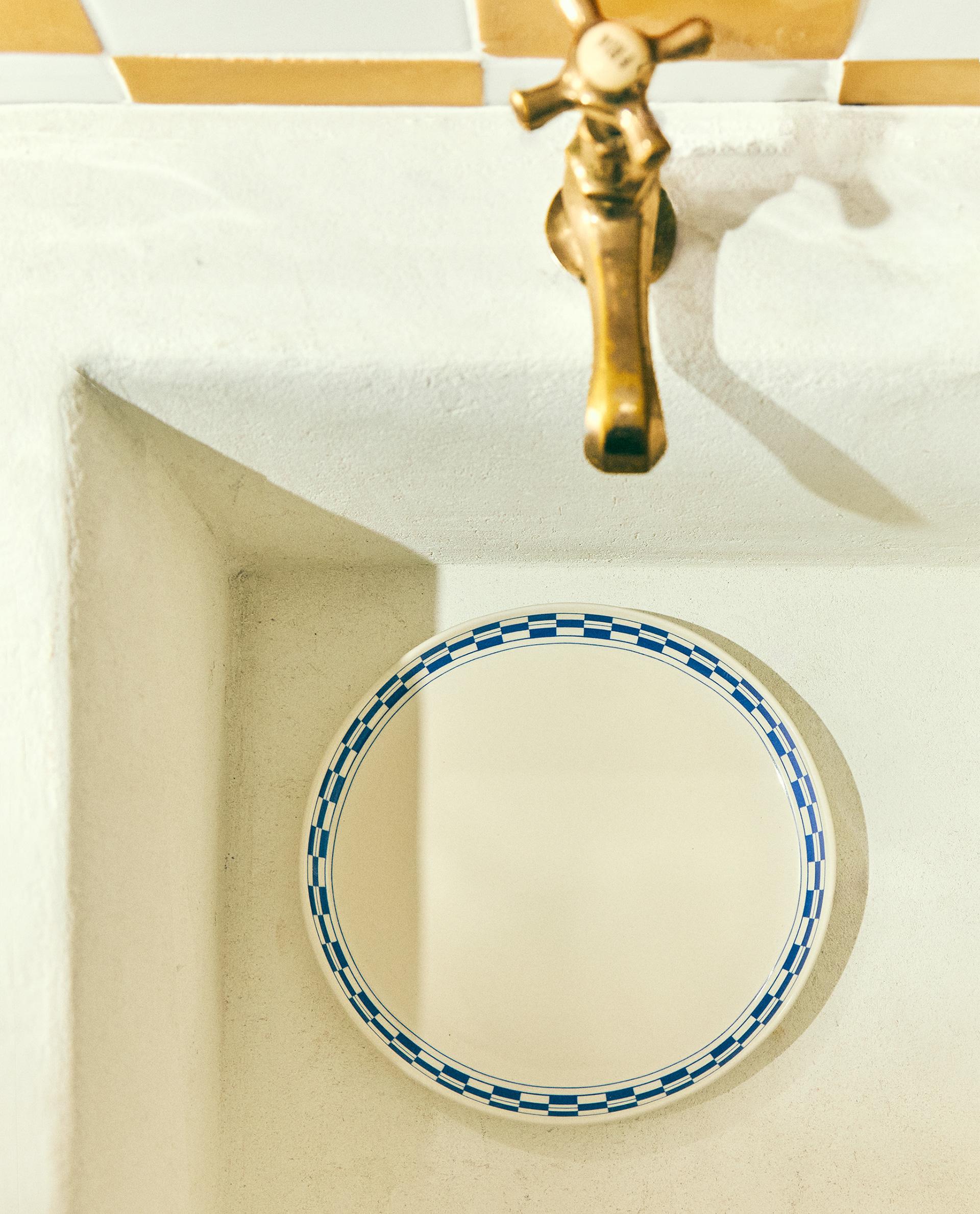 CERAMIC DESSERT PLATE WITH CHECKED EDGE