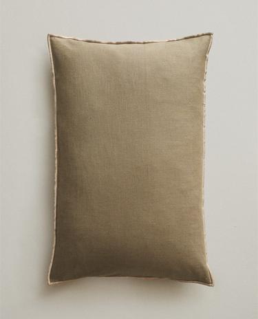 LINEN CUSHION COVER WITH OVERLOCK