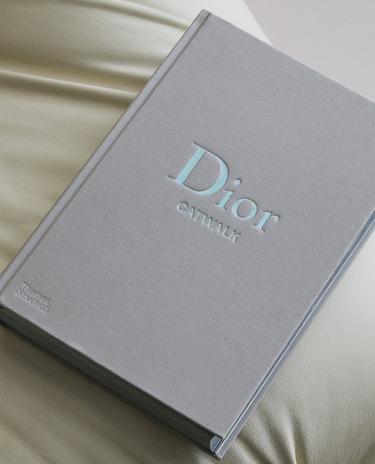 „DIOR CATWALK“ KNYGA (ANGLŲ KALBA)