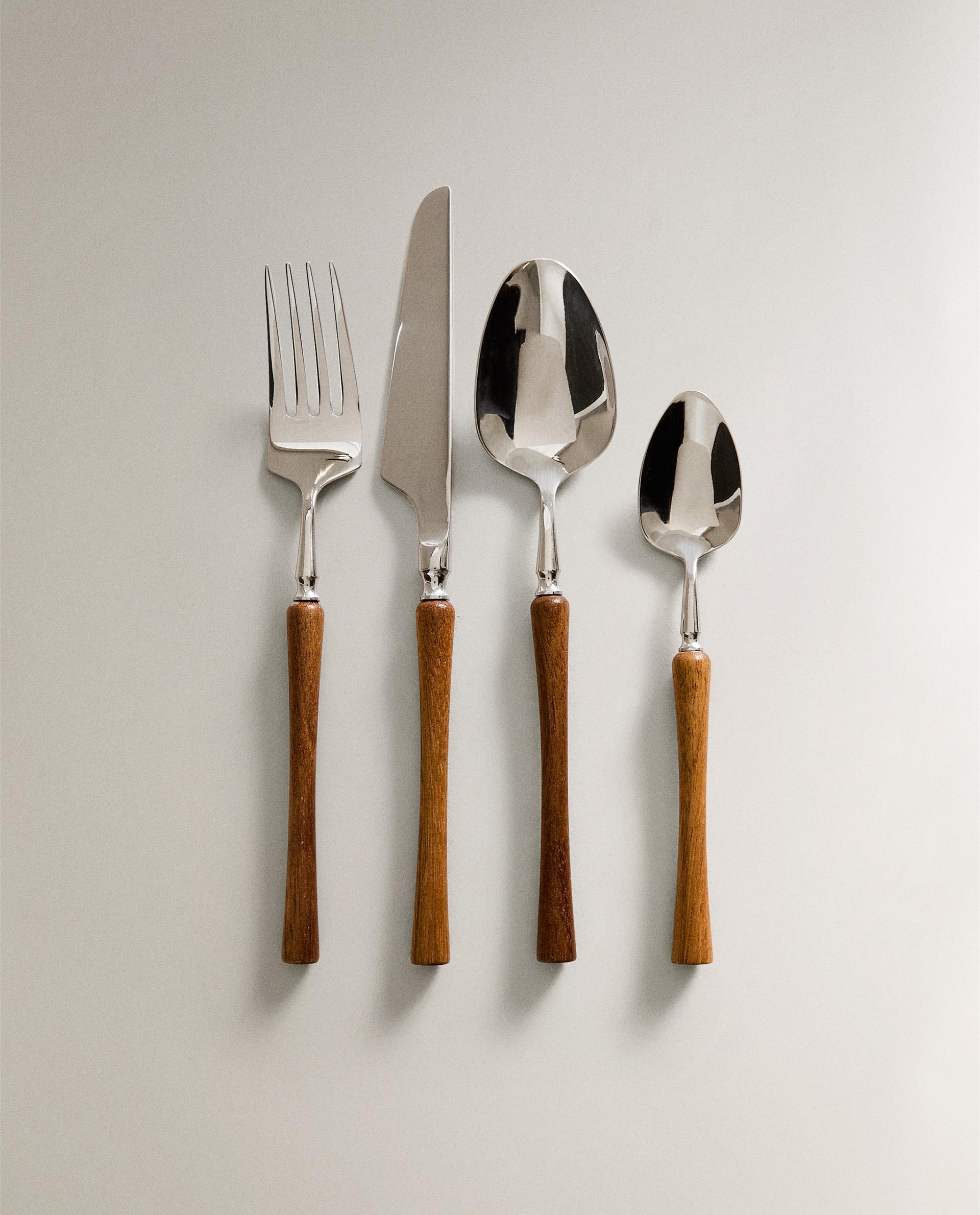 SET OF FORKS WITH WOOD-DESIGN HANDLES (SET OF 4) | Zara Home