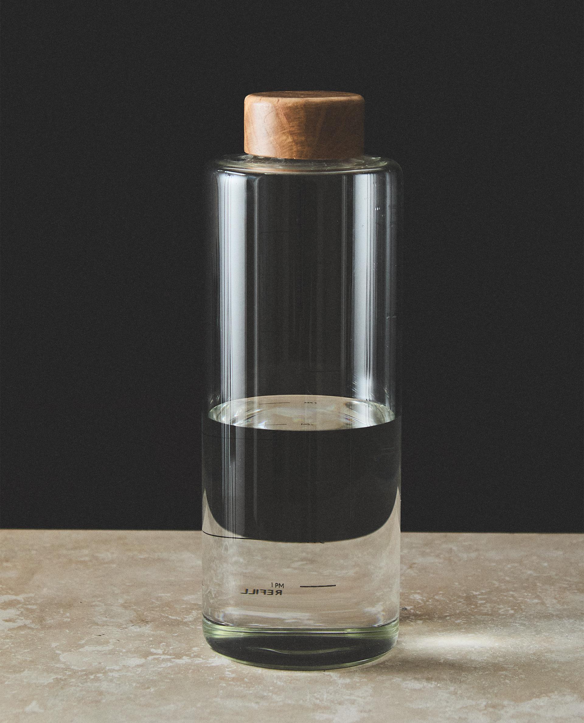 OAK BOROSILICATE BOTTLE | Zara Home United States of America