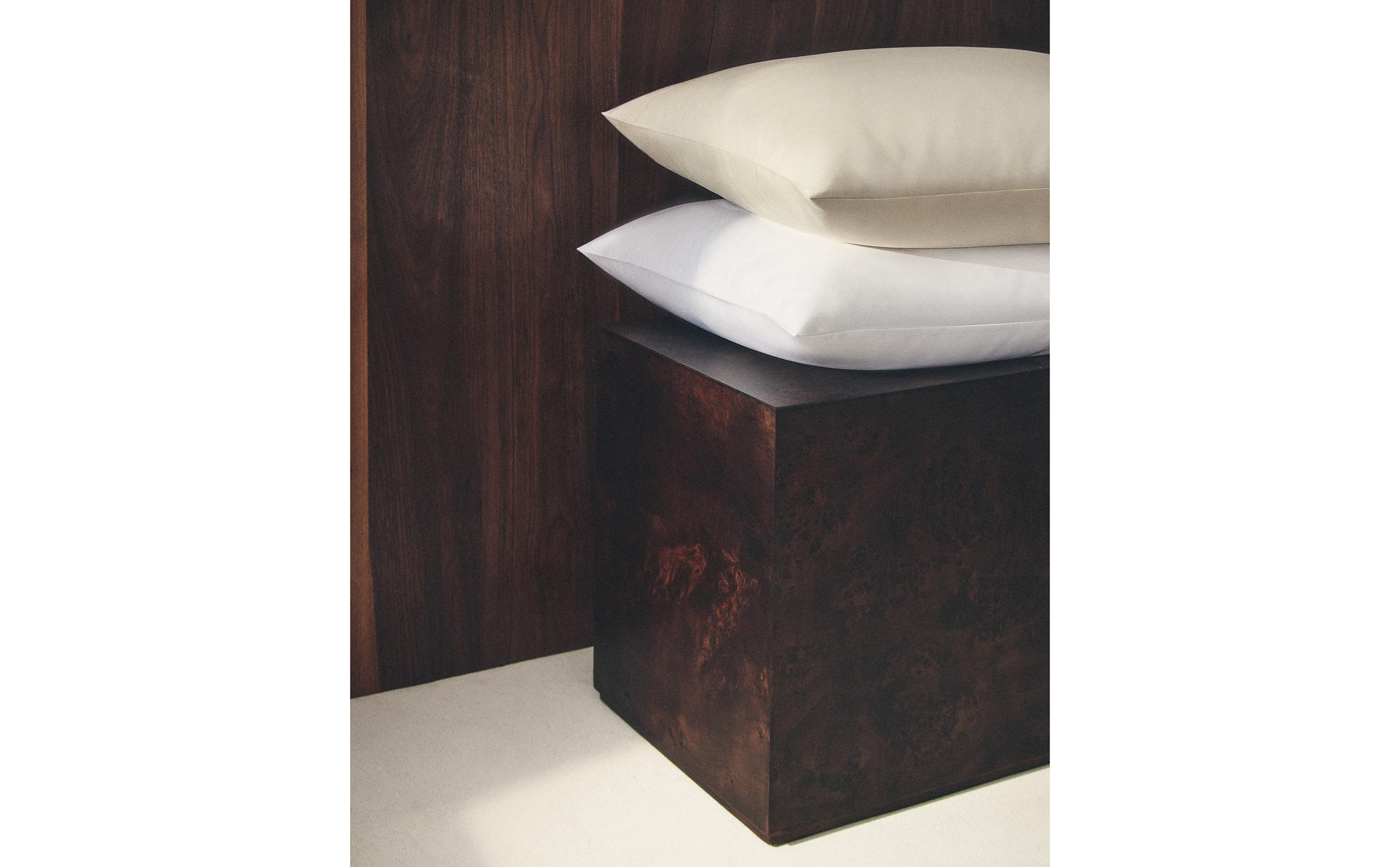 SATEEN PILLOWCASE (1000 THREAD COUNT)