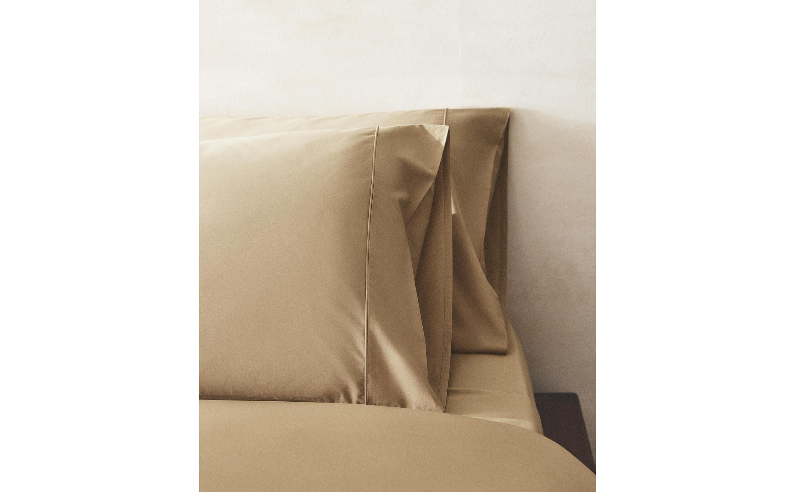 ザラホーム Zara  ベージュ サテン ボックスシーツ サテン ボックスシーツ | 高さ30CM（300スレッド） | Zara Home