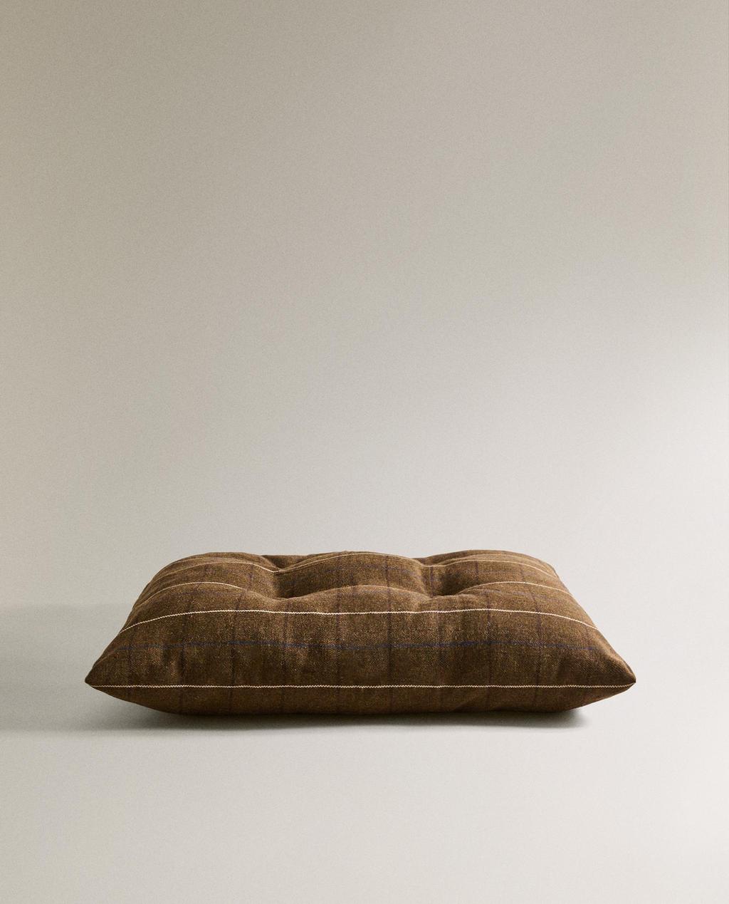 REMOVABLE PET FLOOR CUSHION