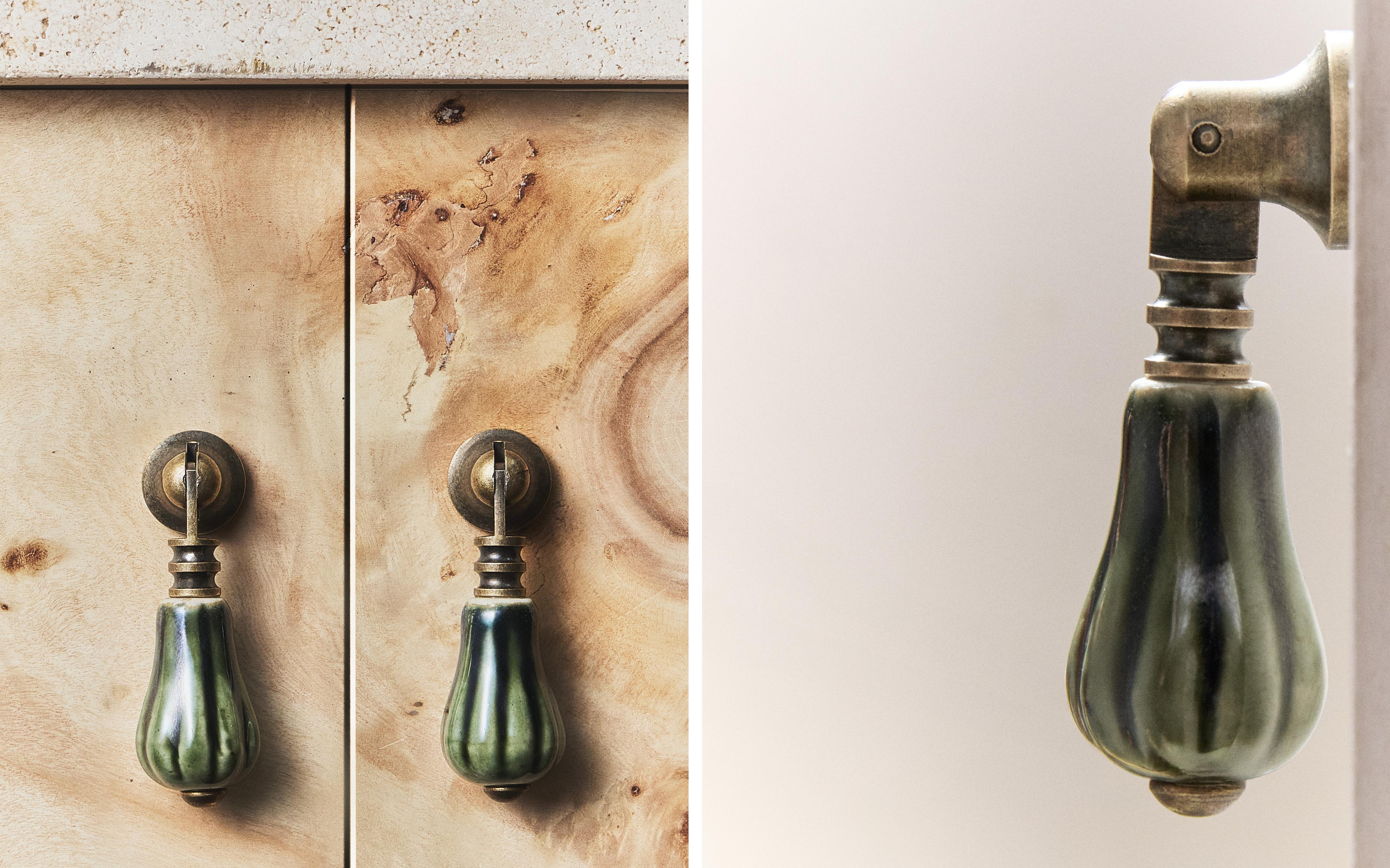 PACK OF CERAMIC DOOR KNOBS (PACK OF 2) product thumbnail 2