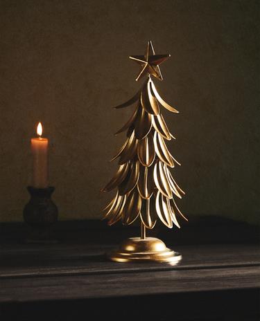 METAL CHRISTMAS TREE FIGURE