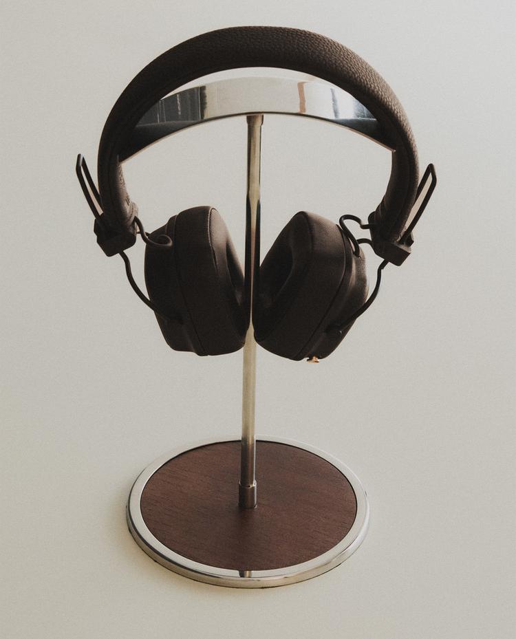 METAL HEADPHONE STAND