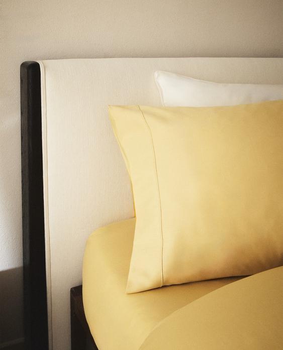 SATEEN PILLOWCASE WITH TRIM (300 THREAD COUNT) SATEEN PILLOWCASE WITH TRIM (300 THREAD COUNT)