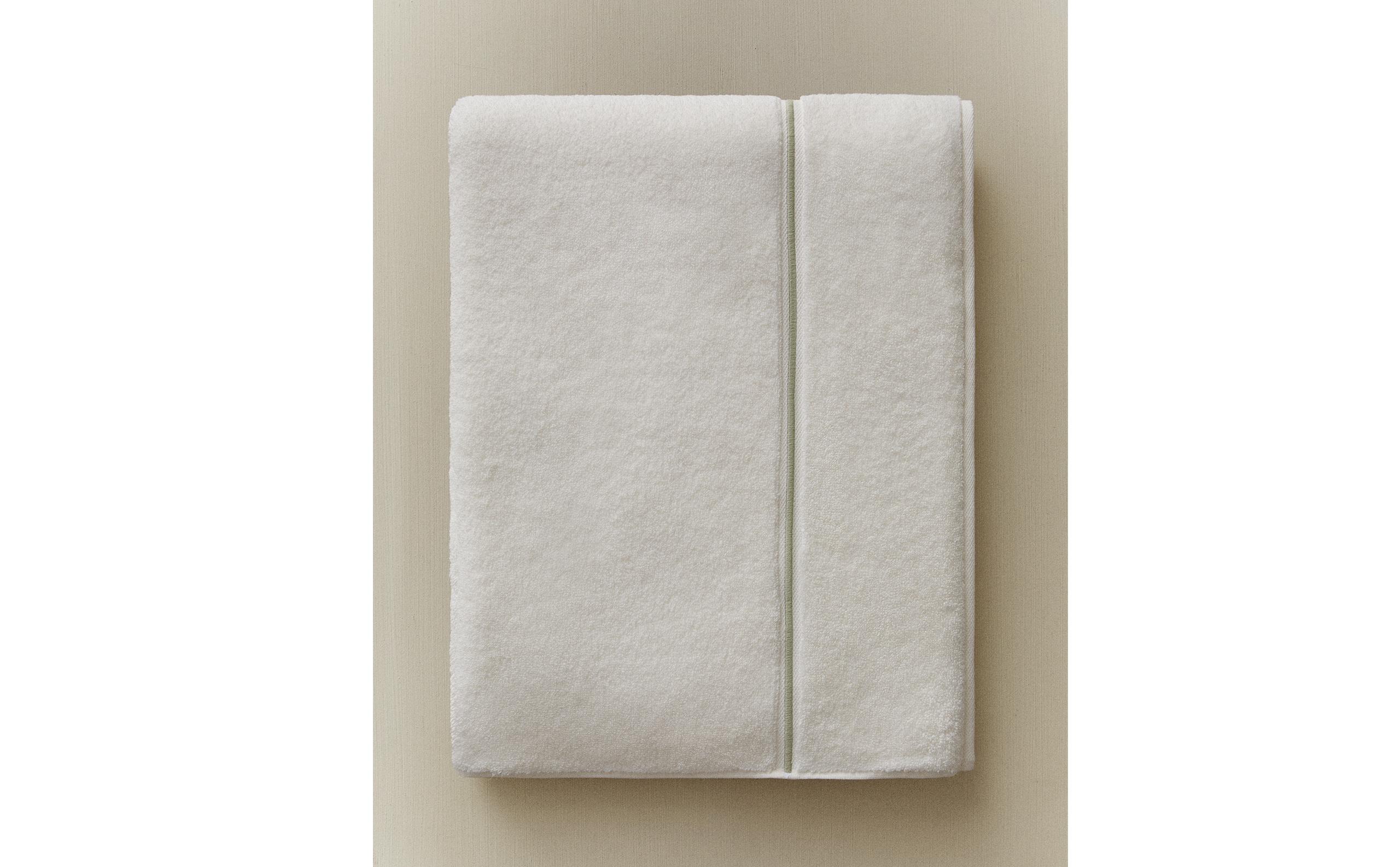SCALLOPED BATH TOWEL product thumbnail 18