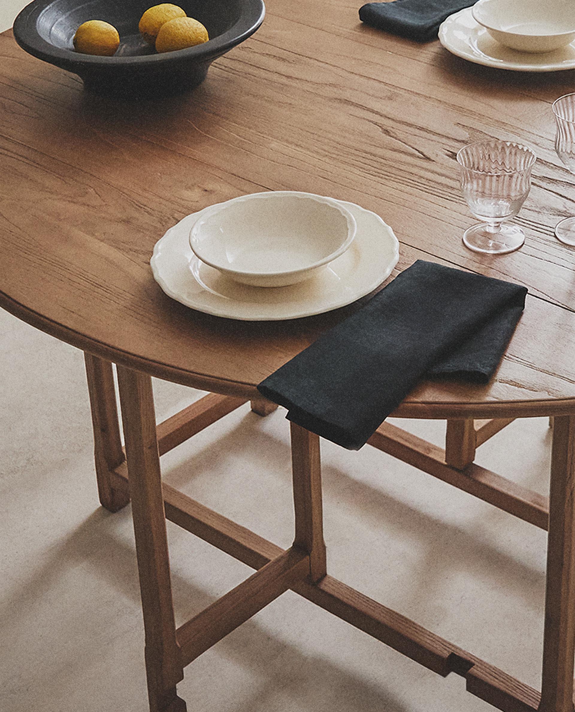 ZARA ローテーブル テーブル Dining Table | ZARA 日本