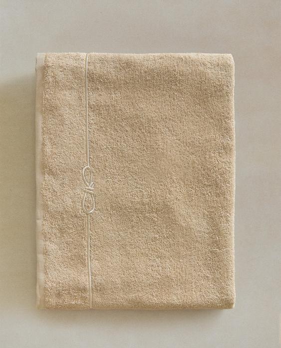 SERVIETTE DE BAIN BRODERIE NŒUD SERVIETTE DE BAIN BRODERIE NŒUD