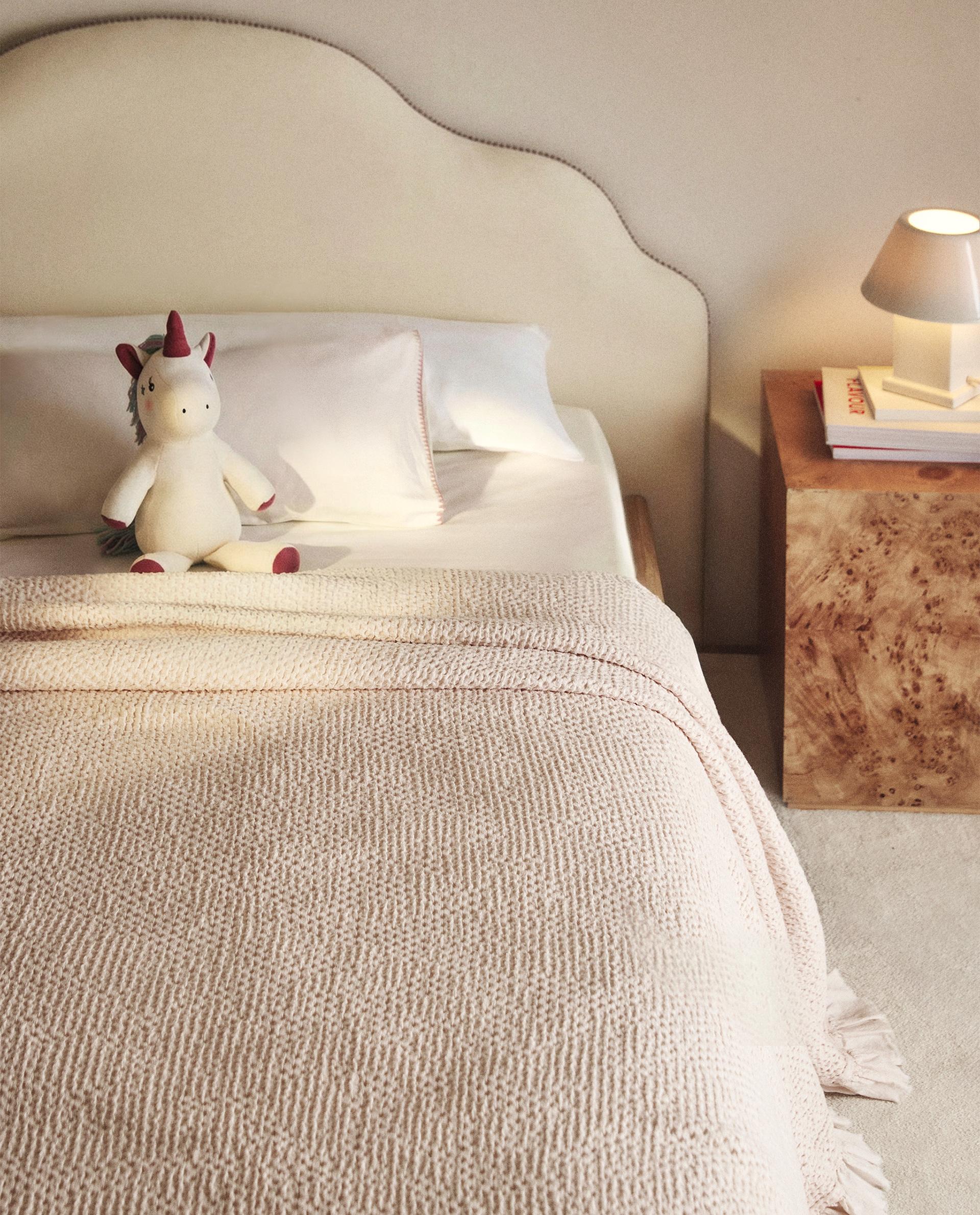 フリル付きミニワッフル キッズベッドカバー | Zara Home 日本/Japan