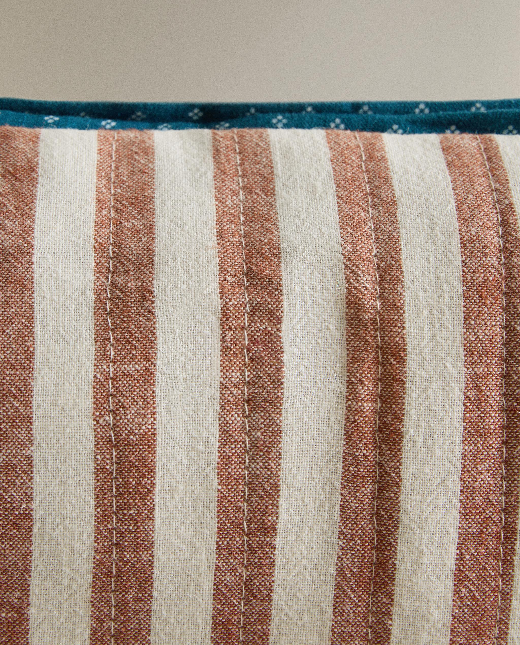 CHILDREN'S STRIPED LINEN AND COTTON TOILETRY BAG product thumbnail 10