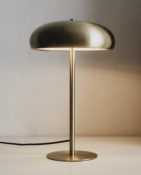 LARGE MONOCHROME TABLE LAMP