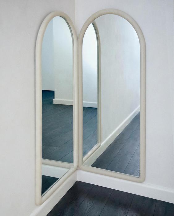 WOODEN ARCHED FULL LENGTH MIRROR