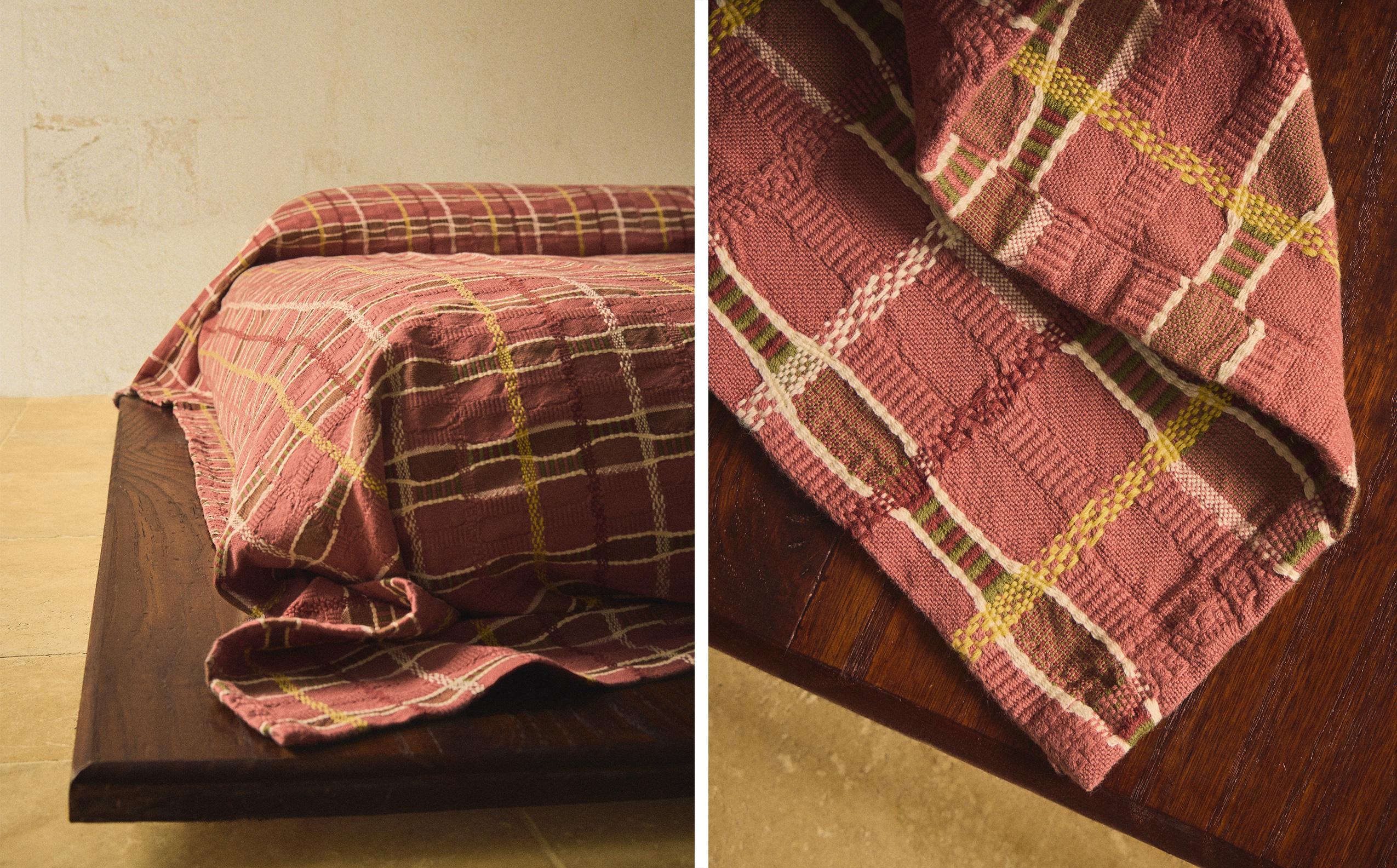 MULTICOLOURED STRIPES COTTON BEDSPREAD