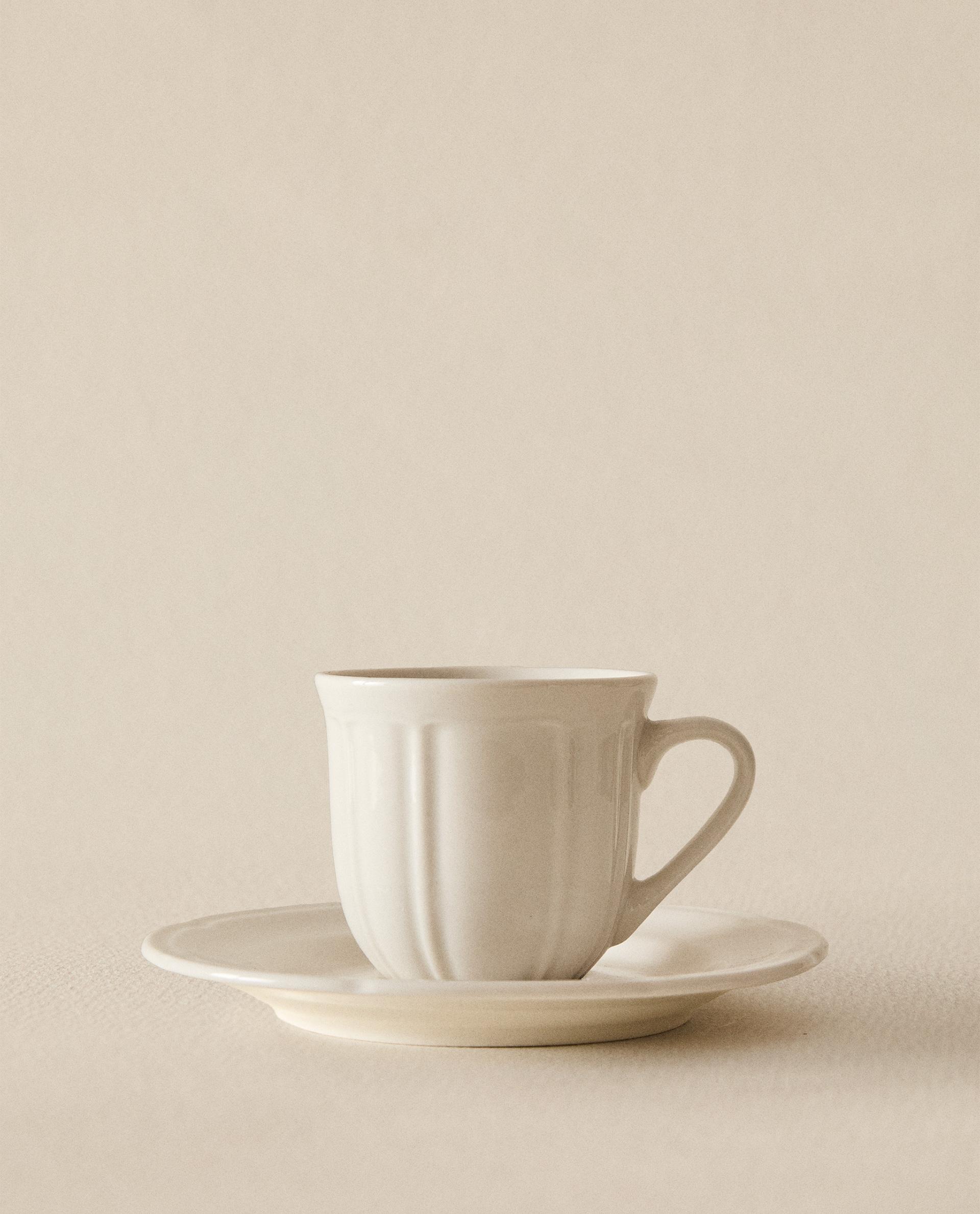 ポーセリン レリーフ コーヒーカップ＆ソーサー | Zara Home 日本/Japan