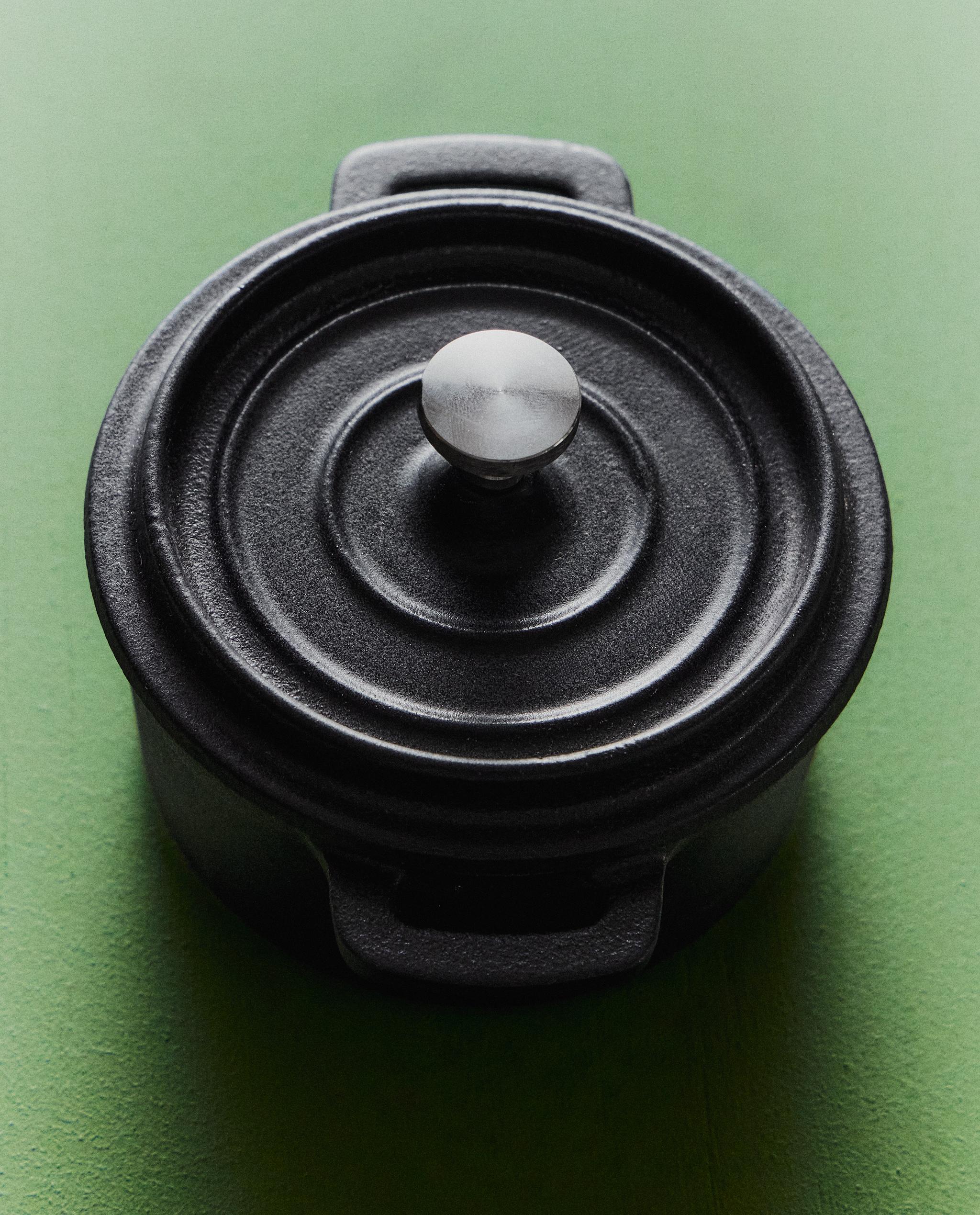 IRON COCOTTE POT product thumbnail 10