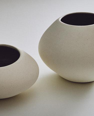 OVAL CERAMIC VASE