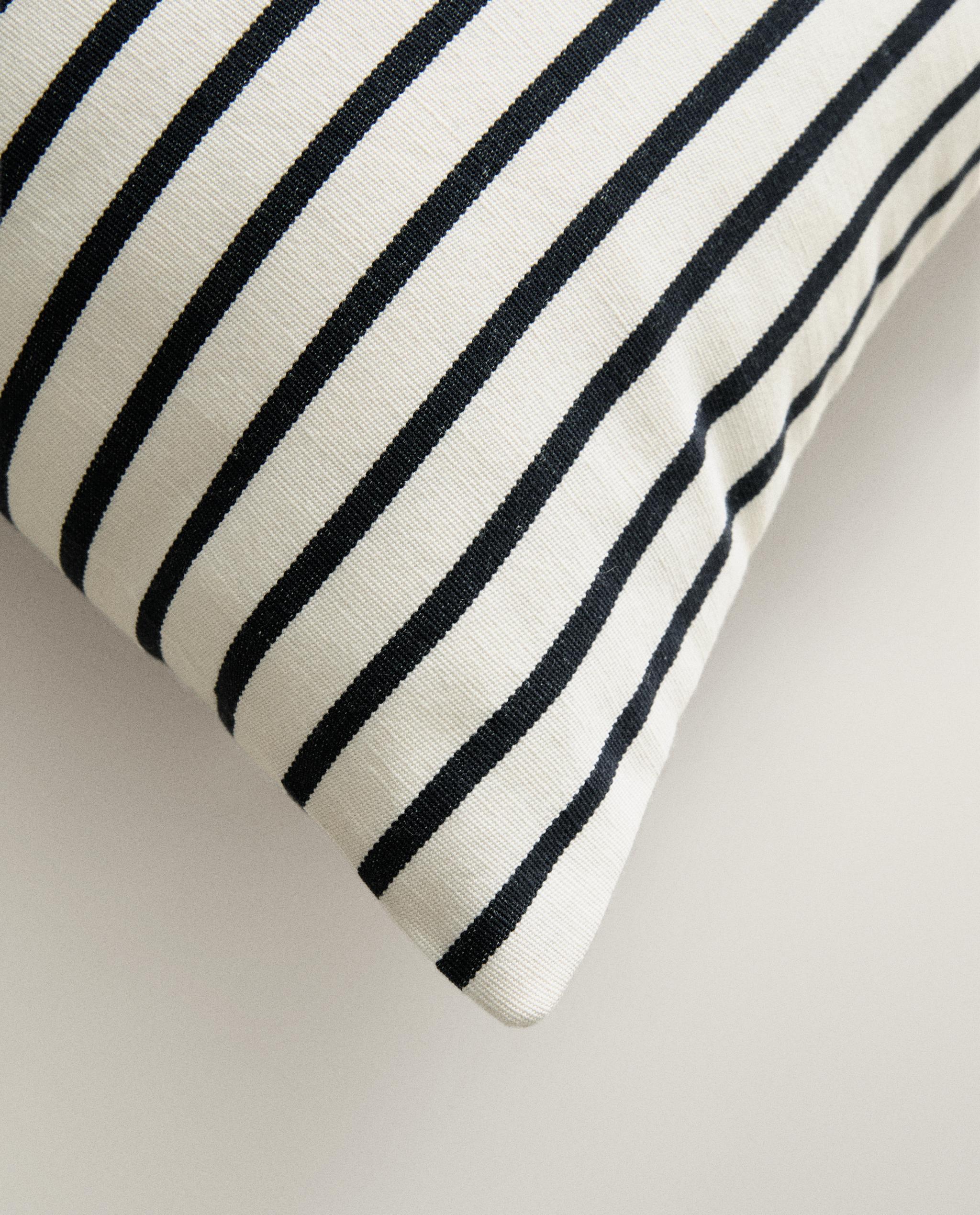 STRIPED CUSHION COVER, DUVET COVER AND THROW product thumbnail 8