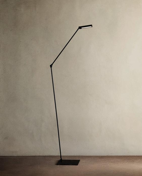 METALEN LED-VLOERLAMP