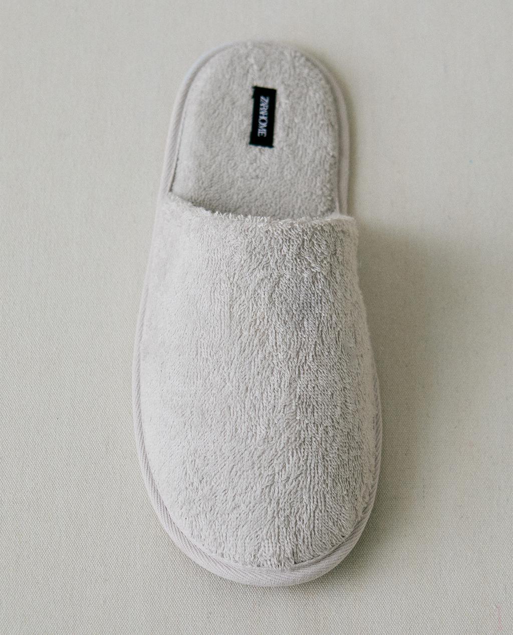 ZAPATILLA TOALLA BAÑO ZAPATILLA TOALLA BAÑO