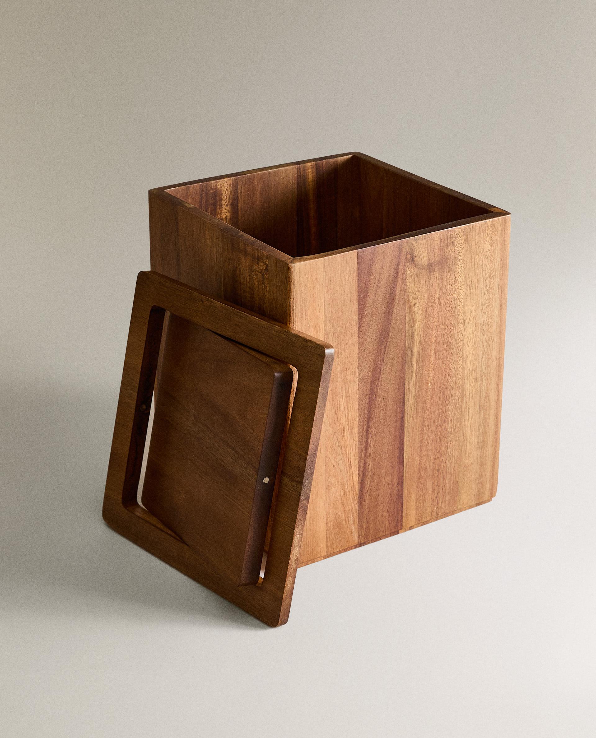 SQUARE WOODEN BATHROOM TRASH CAN