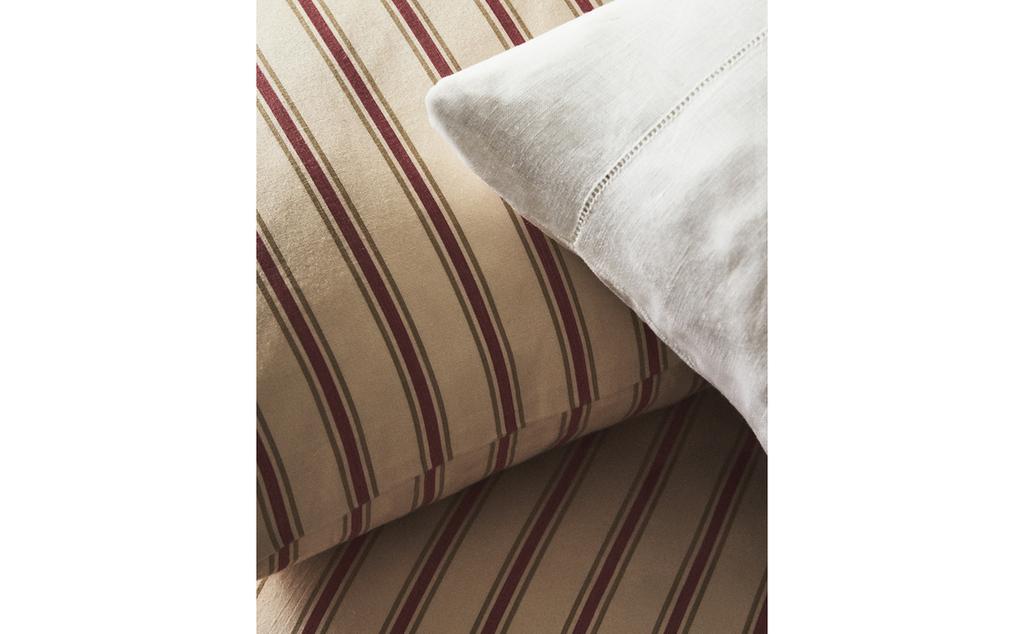 STRIPED PERCALE DUVET COVER (300 THREAD COUNT) STRIPED PERCALE DUVET COVER (300 THREAD COUNT)