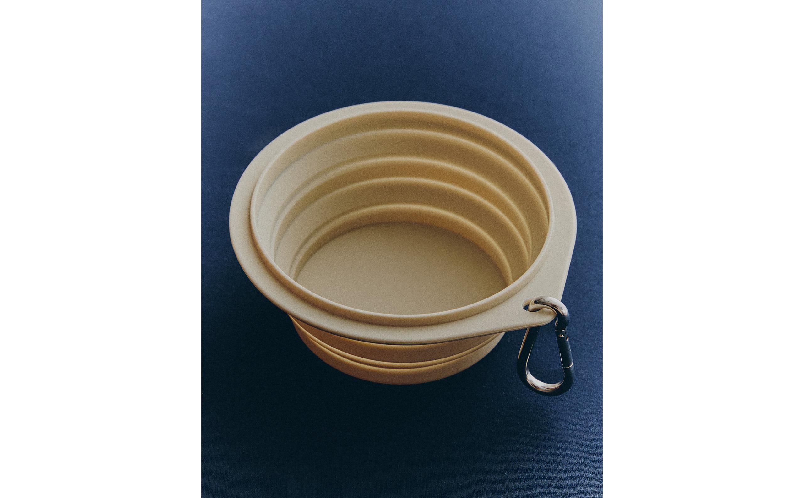 FOLDABLE SILICONE PET FOOD BOWL