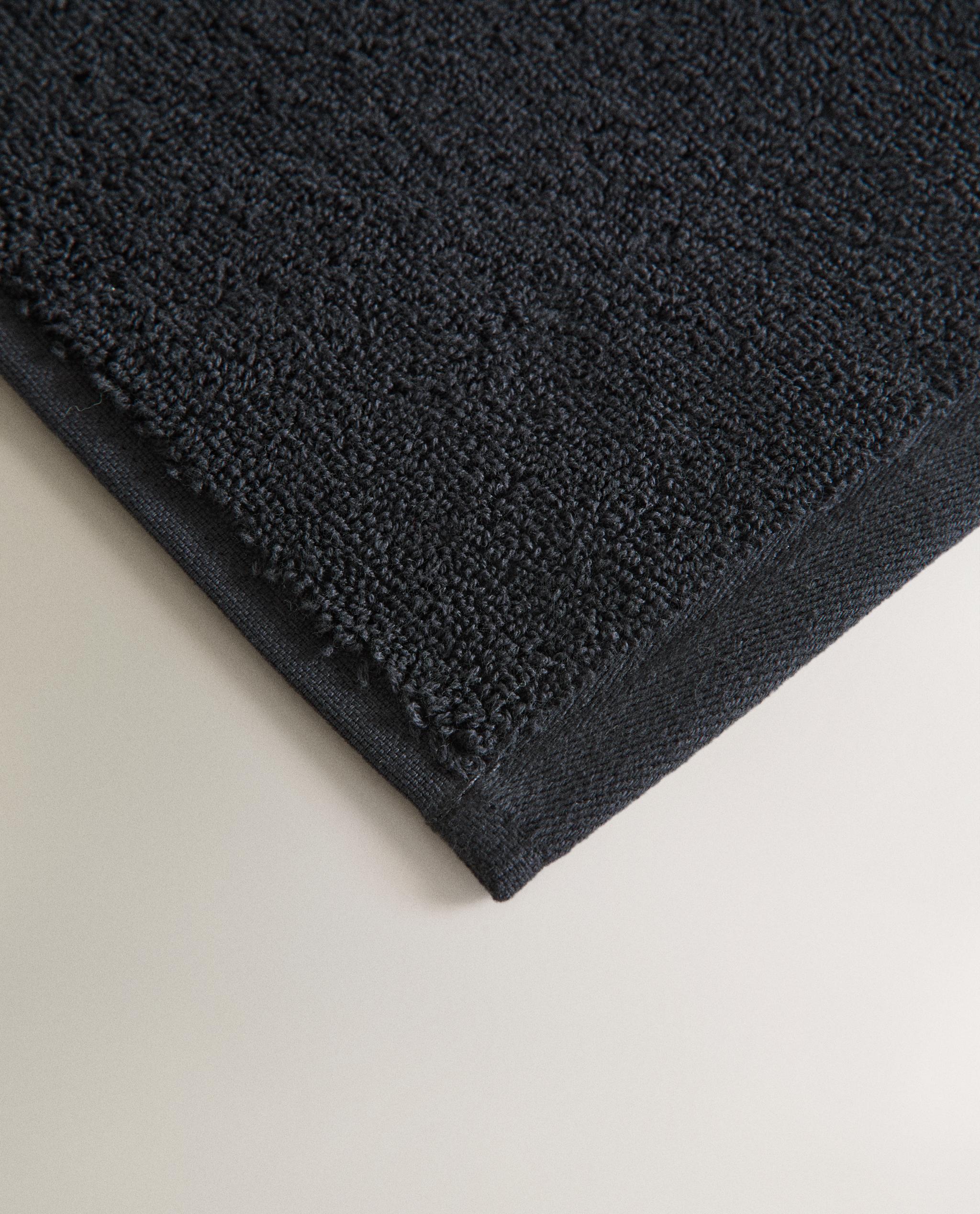 EXTRA SOFT COTTON BATH TOWEL (700 GXM²) product thumbnail 4
