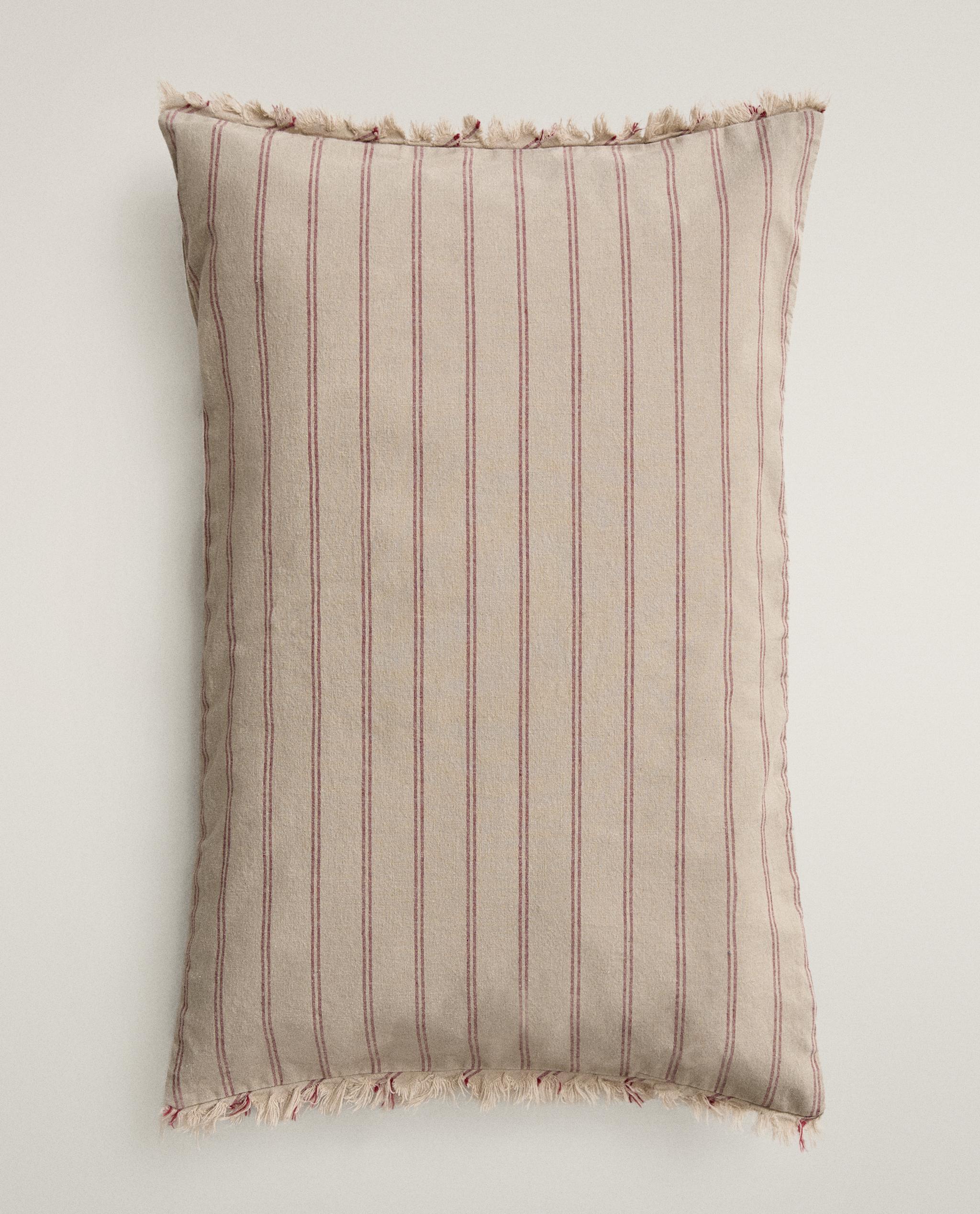 STRIPED CUSHION COVER product thumbnail 5