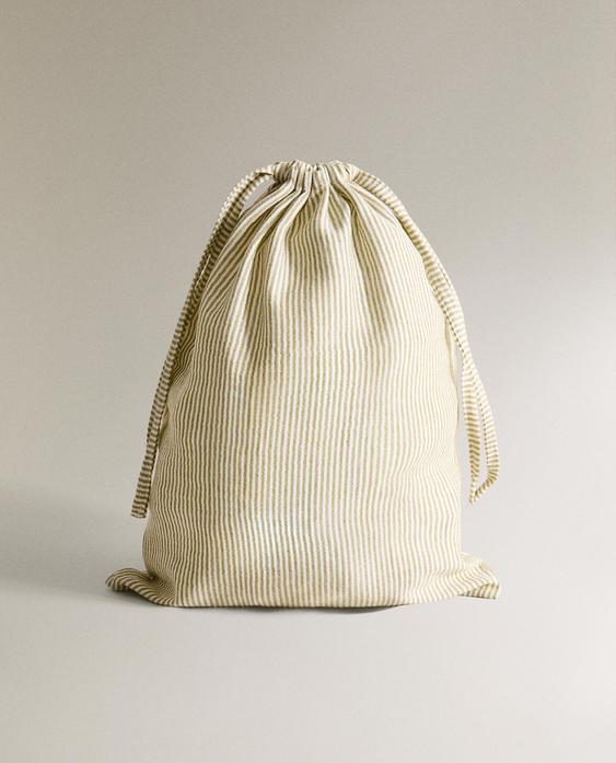 حقيبة غسيل مخططة من الموسلين للأطفال