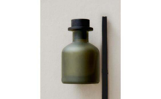 (120 ML) DIFUSOR DE AMBIENTE COM VARETAS TUBEROSE