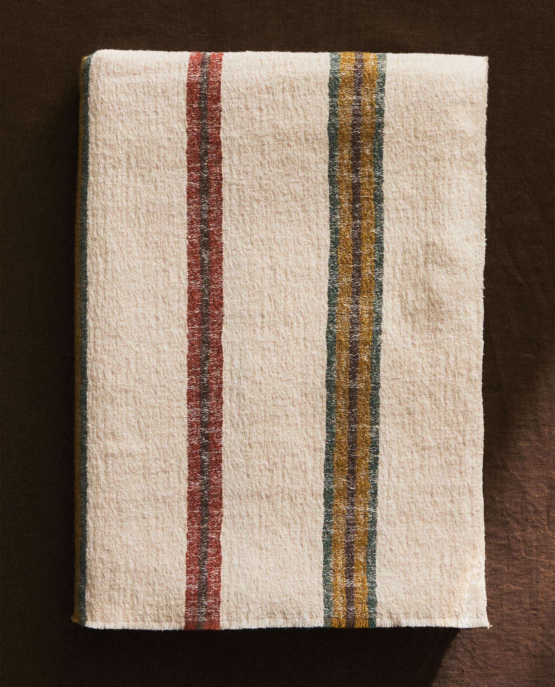 STRIPED COTTON LINEN THROW