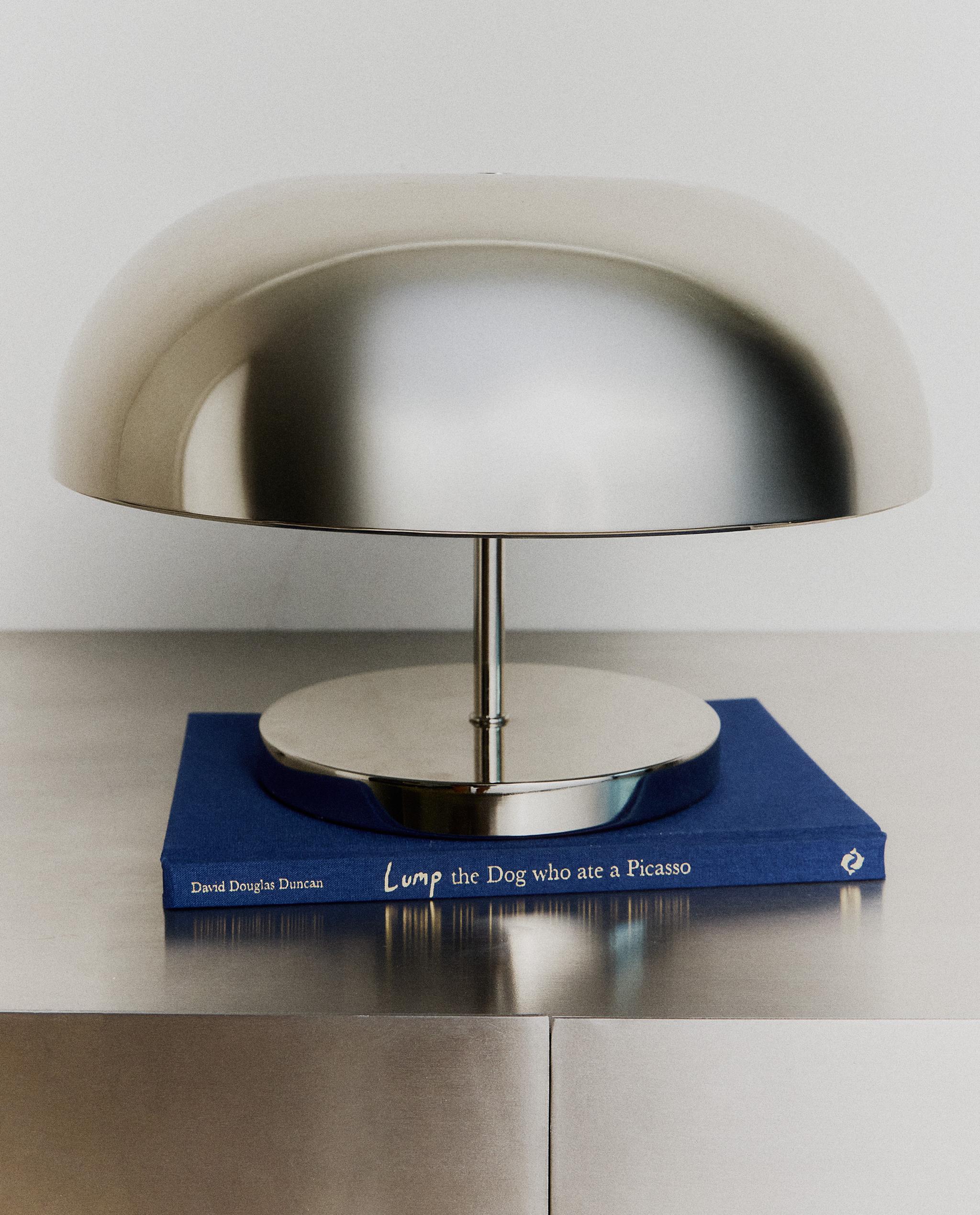 IRON SEMI-SPHERICAL TABLE LAMP product thumbnail 2