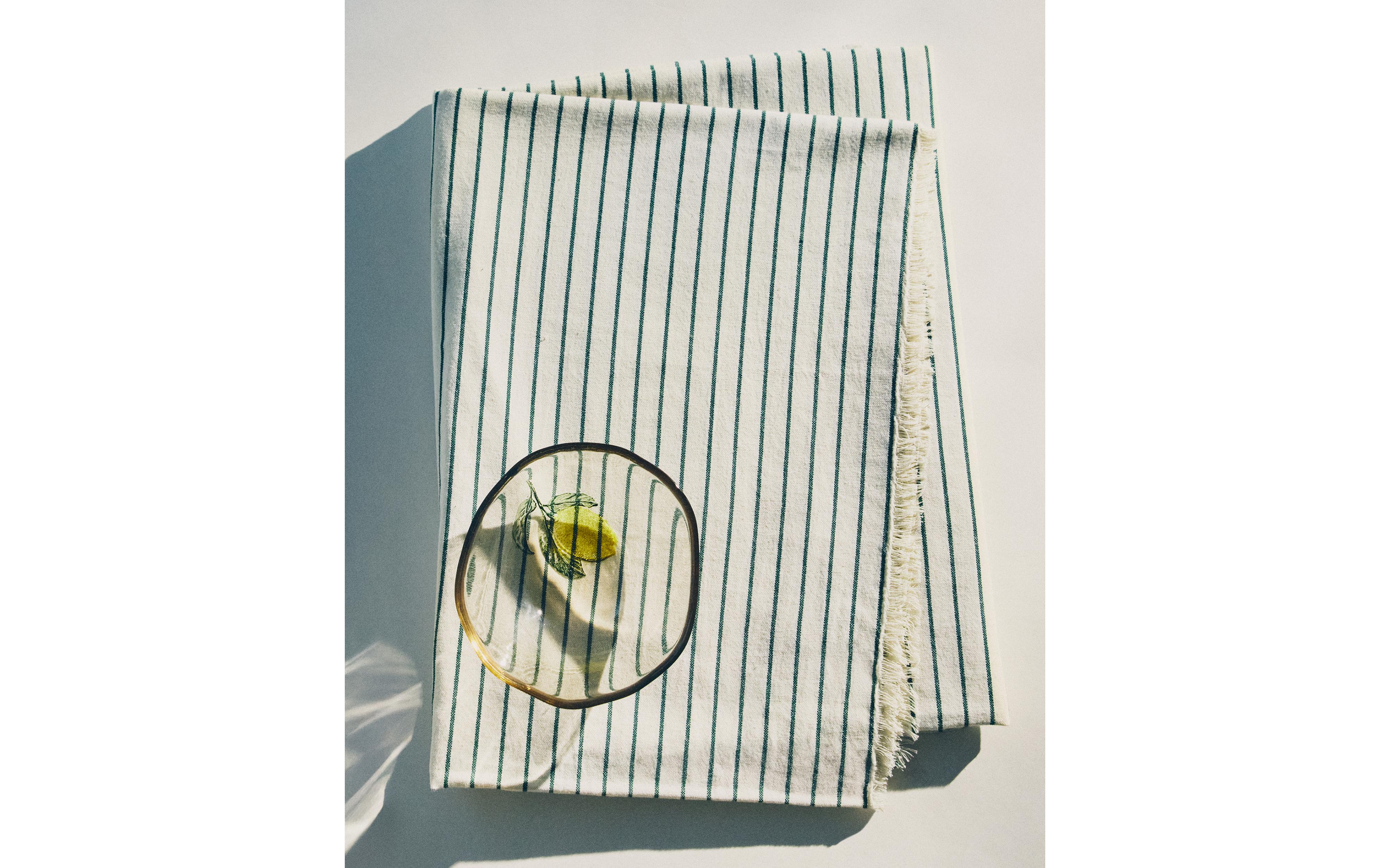 TOMATO AND STRIPED TABLECLOTHS AND NAPKINS product thumbnail 11