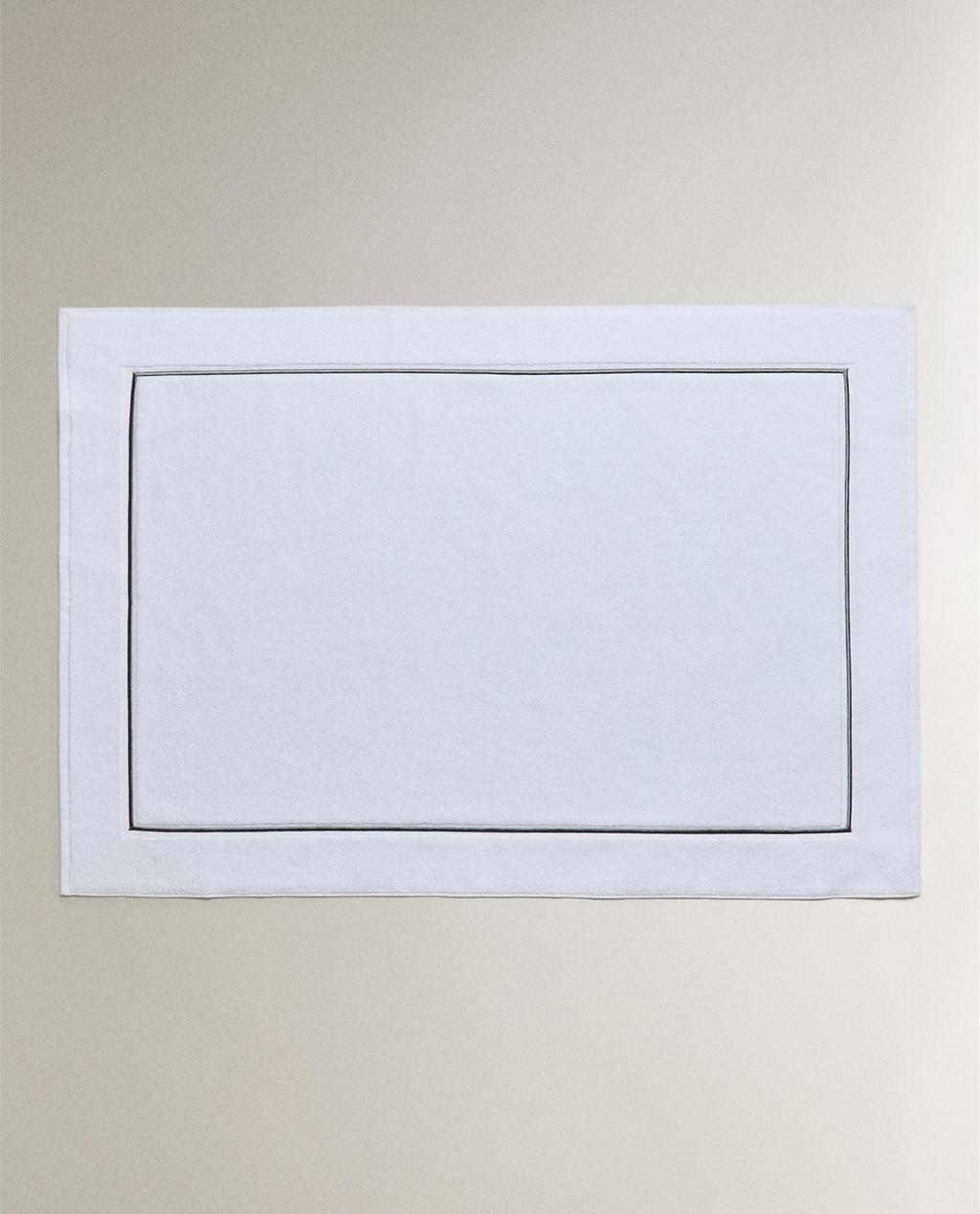 COVORAȘ BAIE FESTON COVORAȘ BAIE FESTON