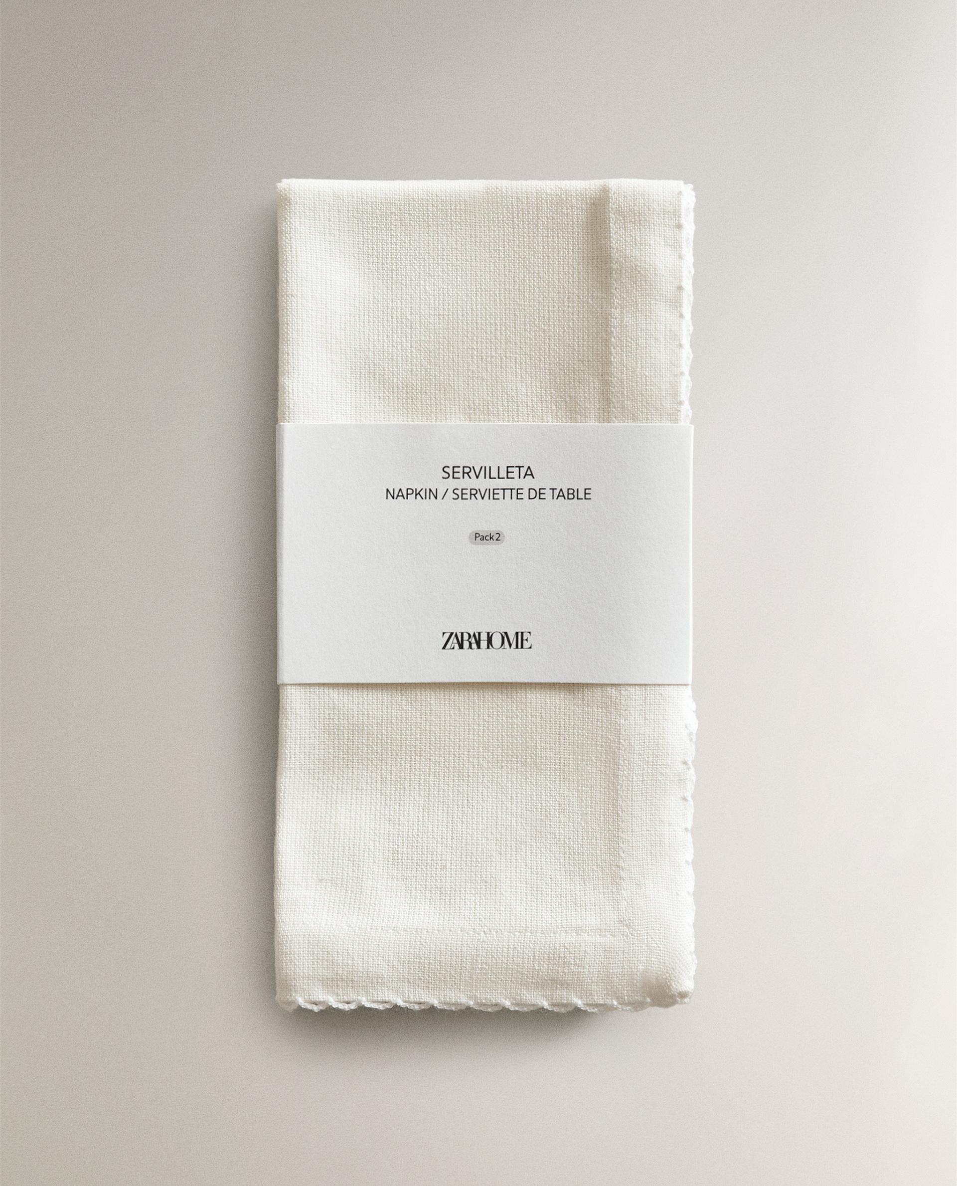 PACK OF PLAIN SCALLOPED NAPKINS (PACK OF 2) product thumbnail 2